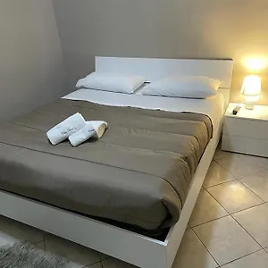Dimora Partenopea-holiday House Apartamento