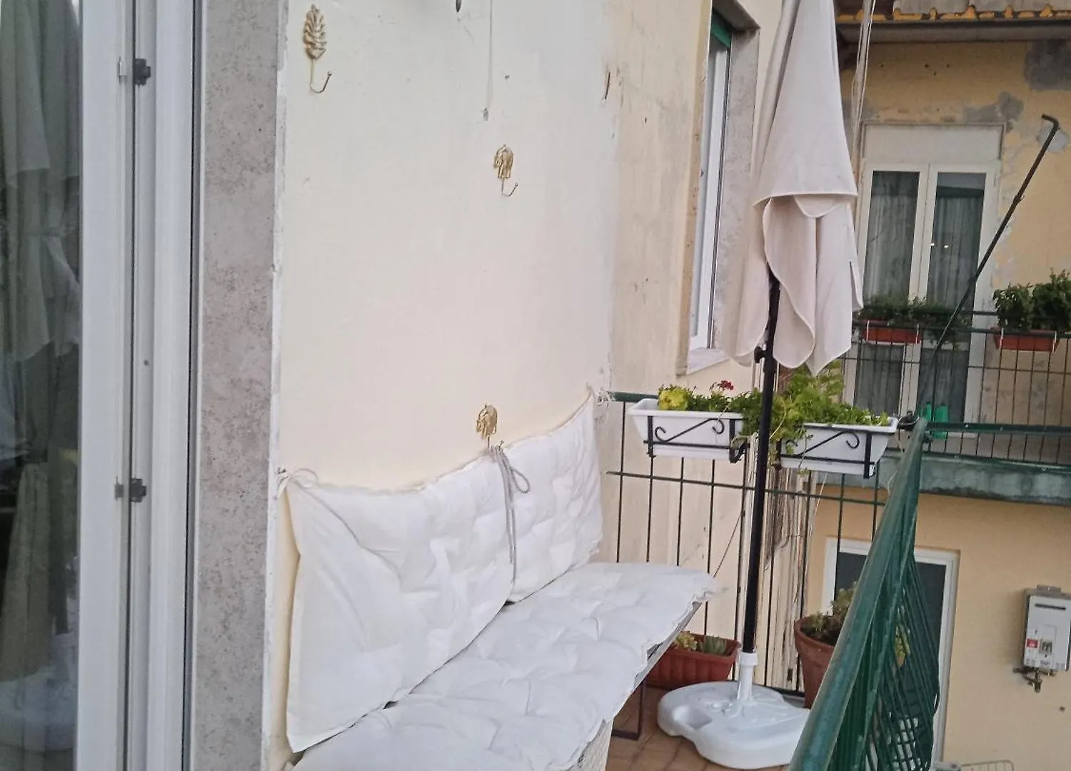 Bella 'Mbriana Apartment Naples Italy